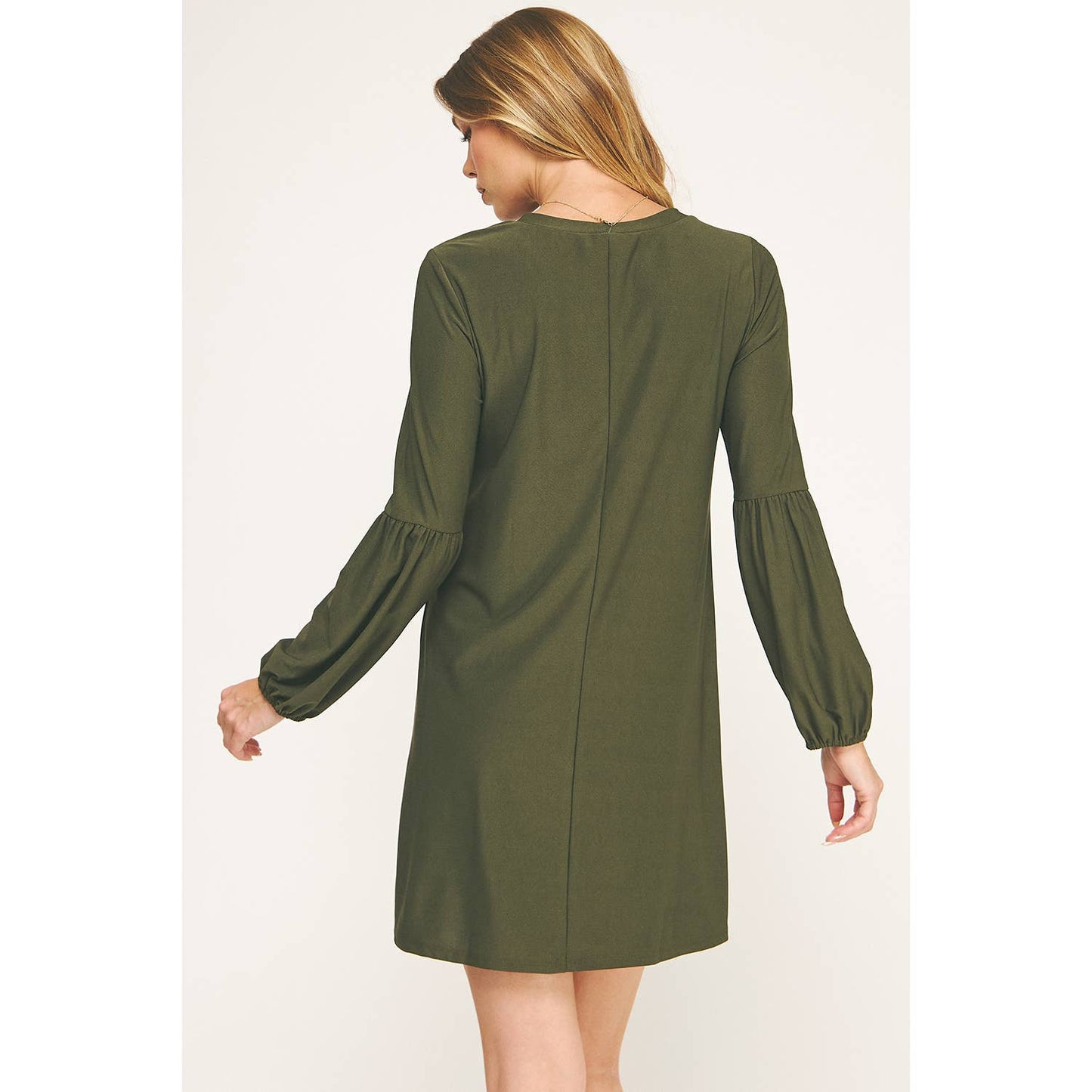 FEMININE POISE DRESS & NECKLACE