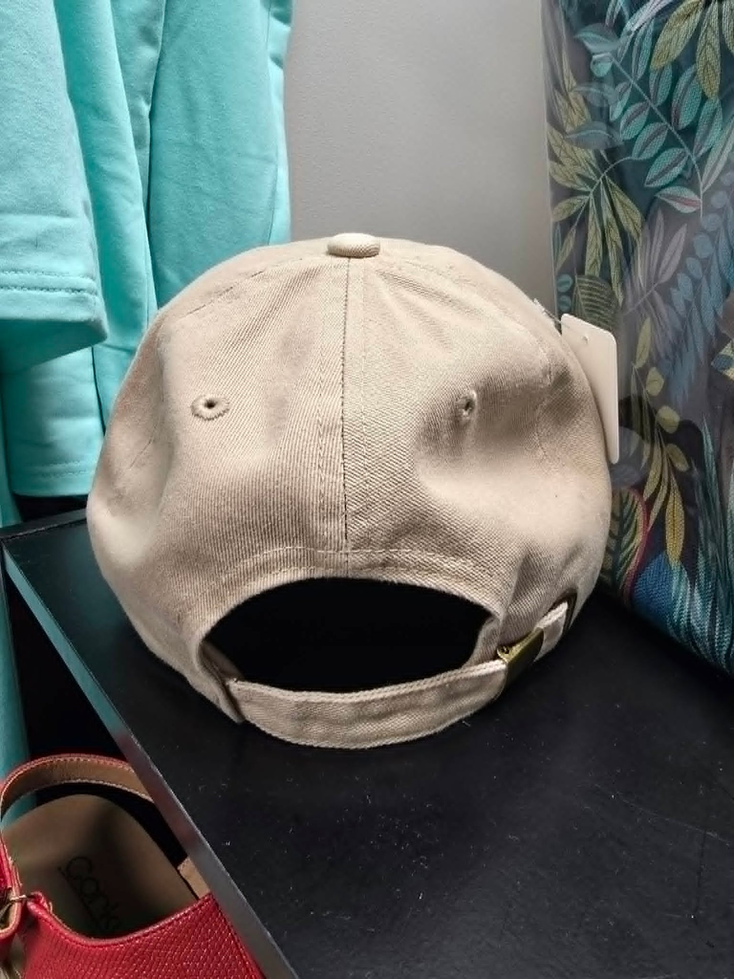 Mama hat