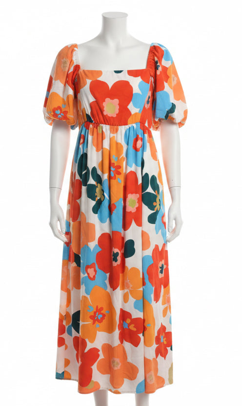 Vibrant floral dress w/ pockets
