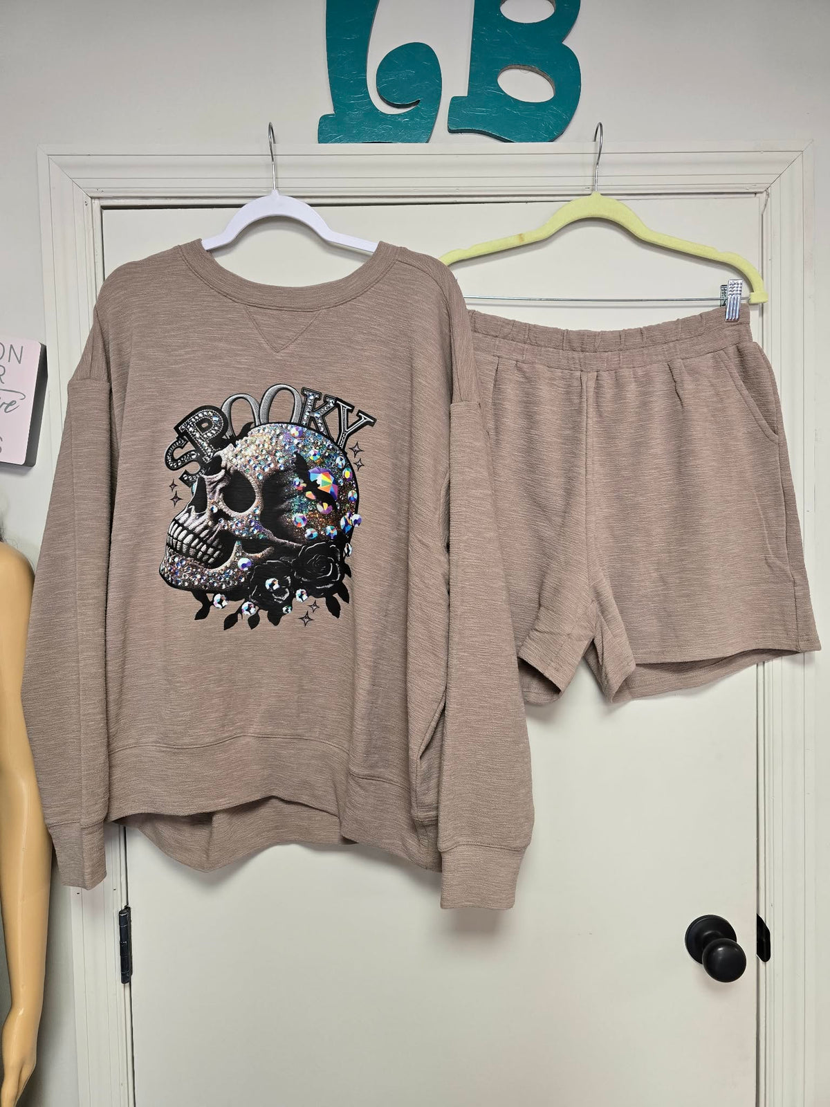 "Spooky" 2 piece set