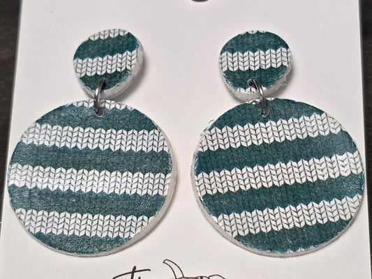 Green,white sweater print