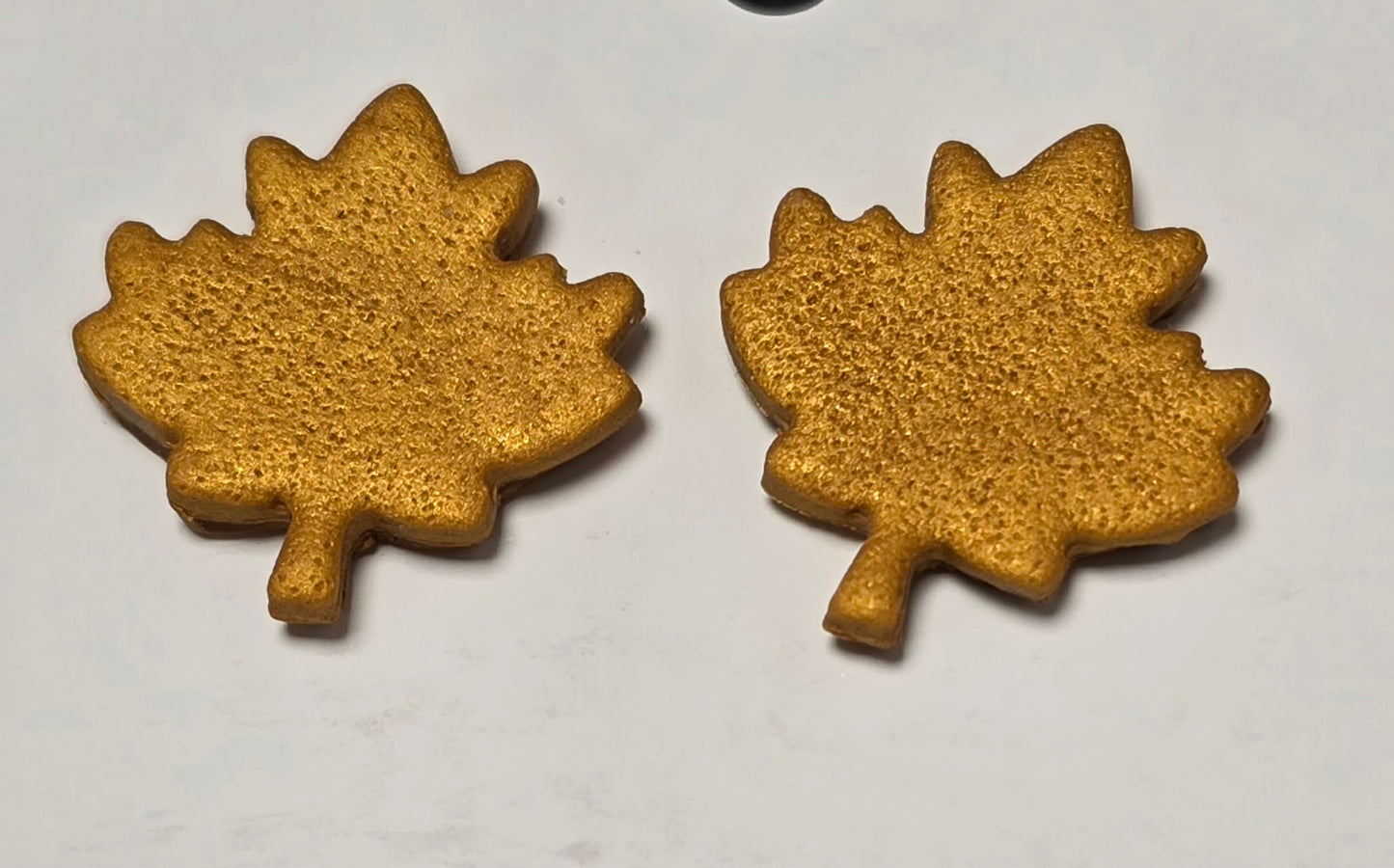 Gold leaves