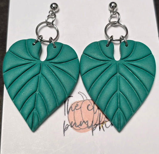 Green leaves