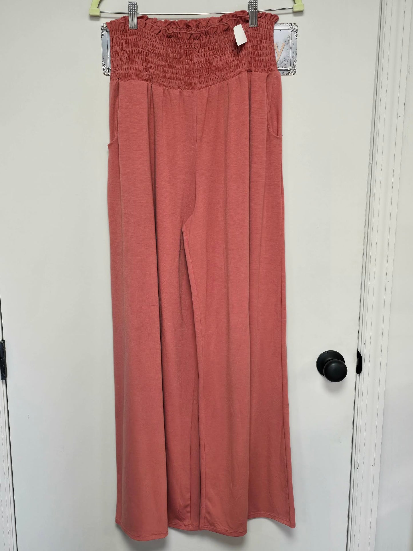 Coral lounge pants