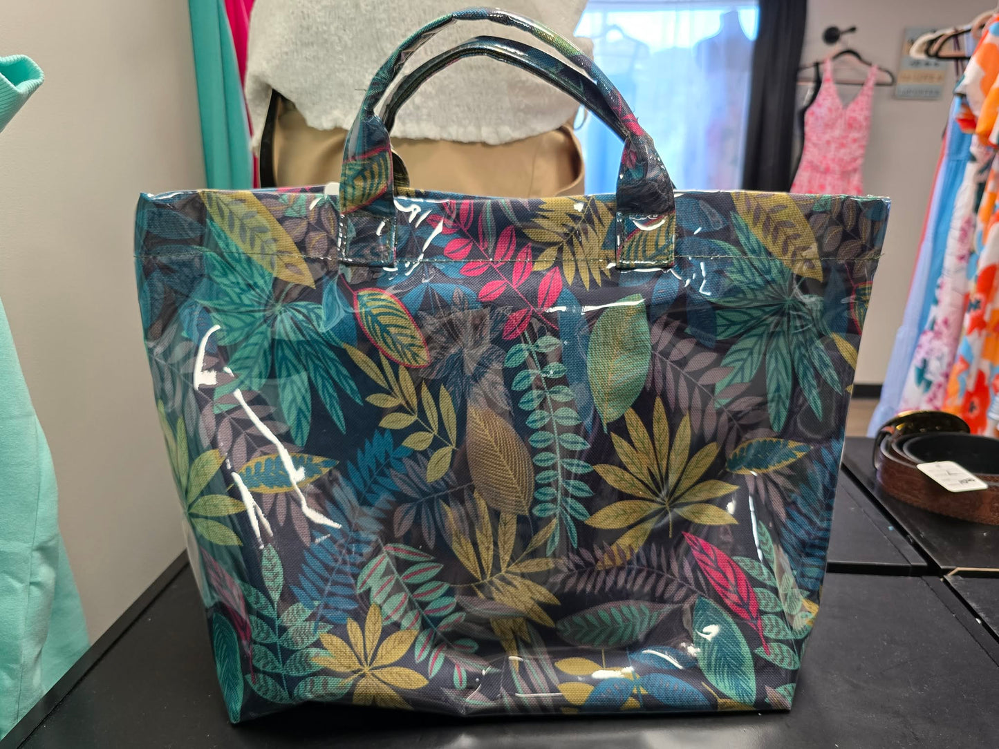 Tote bag